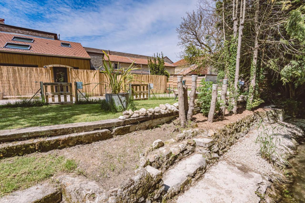 Gites Serenae Avec Vue Sur Riviere Val de Vesle Exterior foto