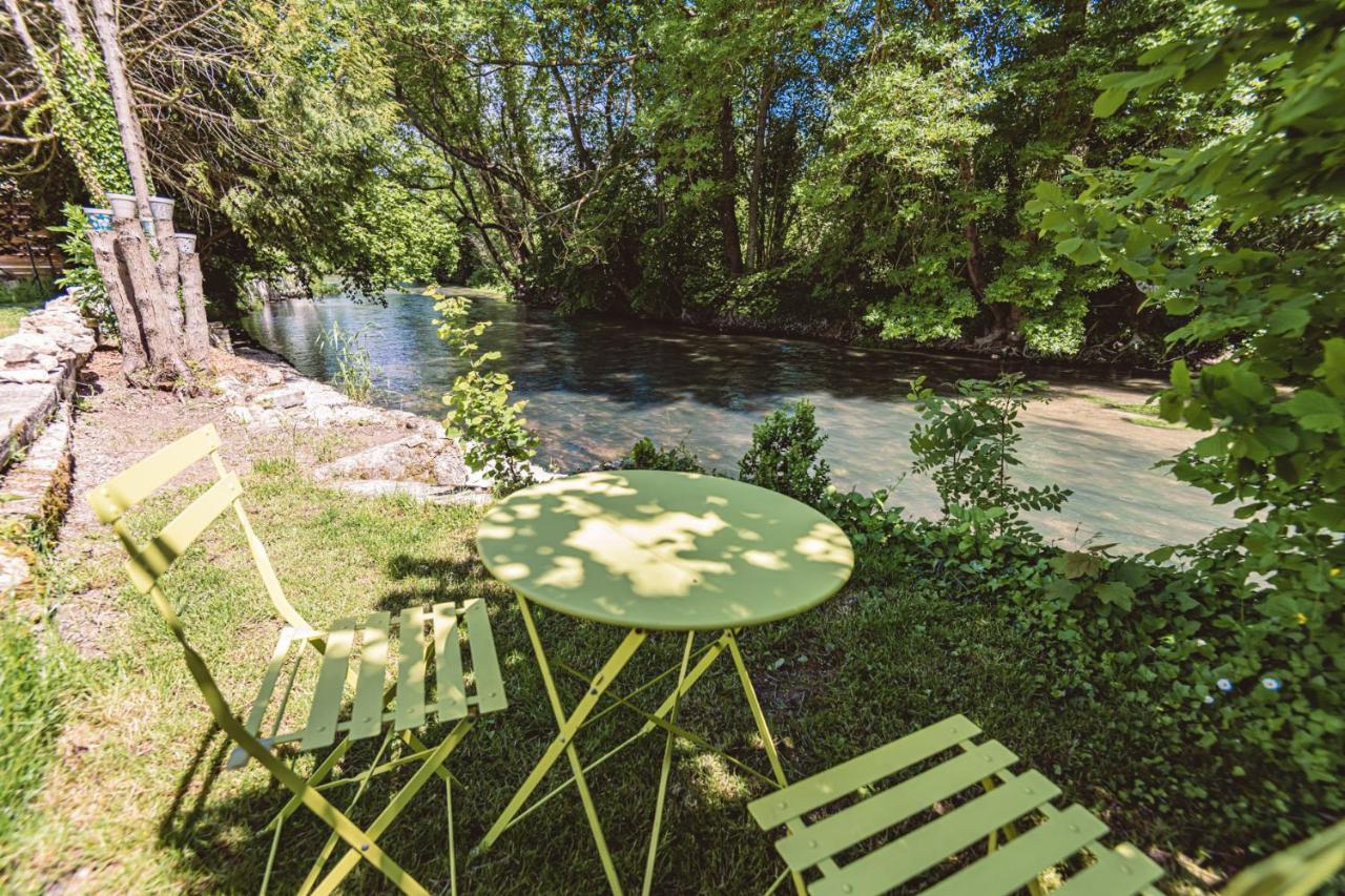 Gites Serenae Avec Vue Sur Riviere Val de Vesle Exterior foto